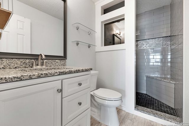 9230 NEW KENTON, San Antonio, TX 78240