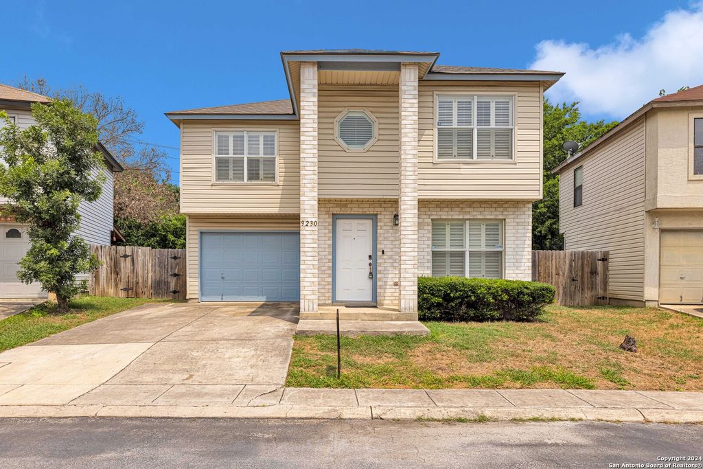 9230 NEW KENTON, San Antonio, TX 78240