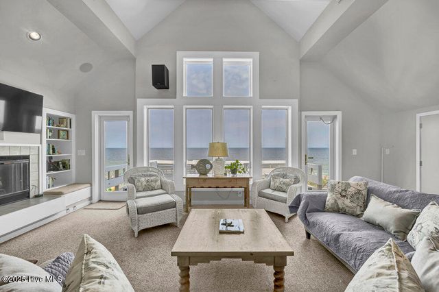 1113 Fort Fisher Boulevard S, Kure Beach, NC 28449