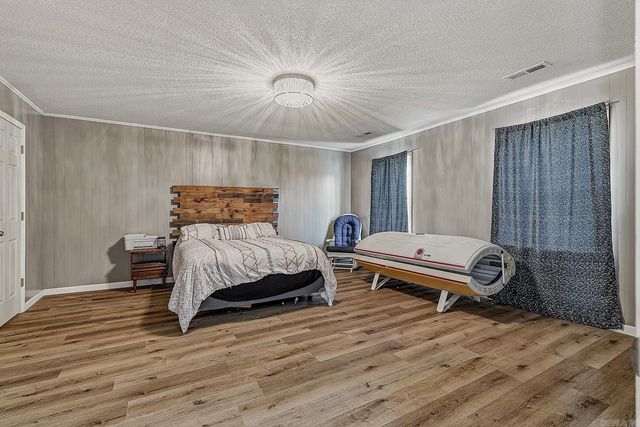 77 CR 1412, Corning, AR 72422