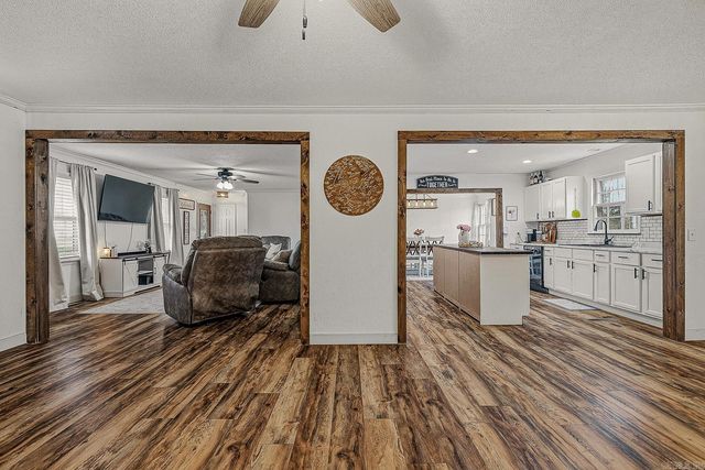 77 CR 1412, Corning, AR 72422