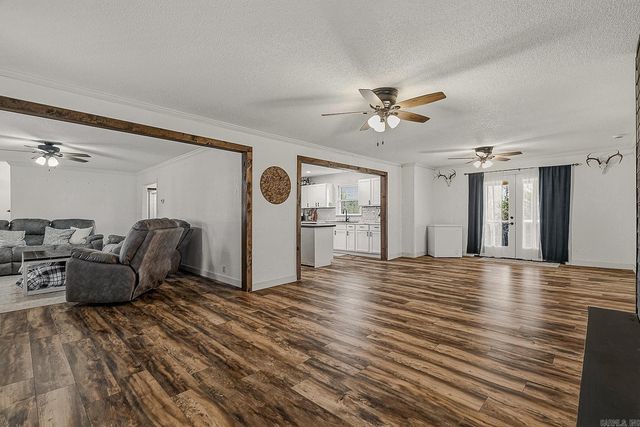 77 CR 1412, Corning, AR 72422