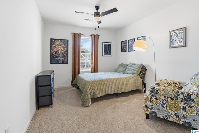 673 JOHNNYS COVE, Leeds, AL 35094