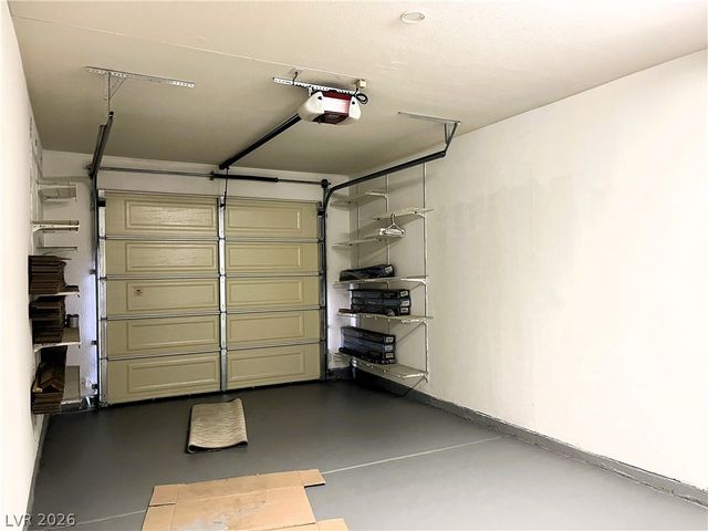 6820 San Ricardo Avenue 104, Las Vegas, NV 89146