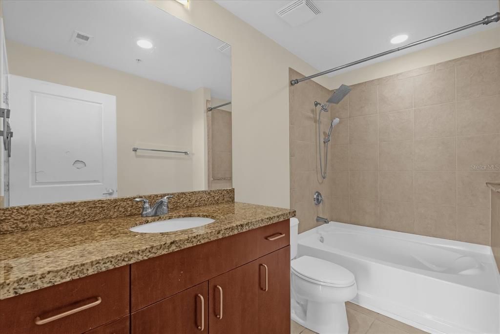 Image 13 of property listing at 155 S COURT AVENUE 1613, Orlando, FL 32801