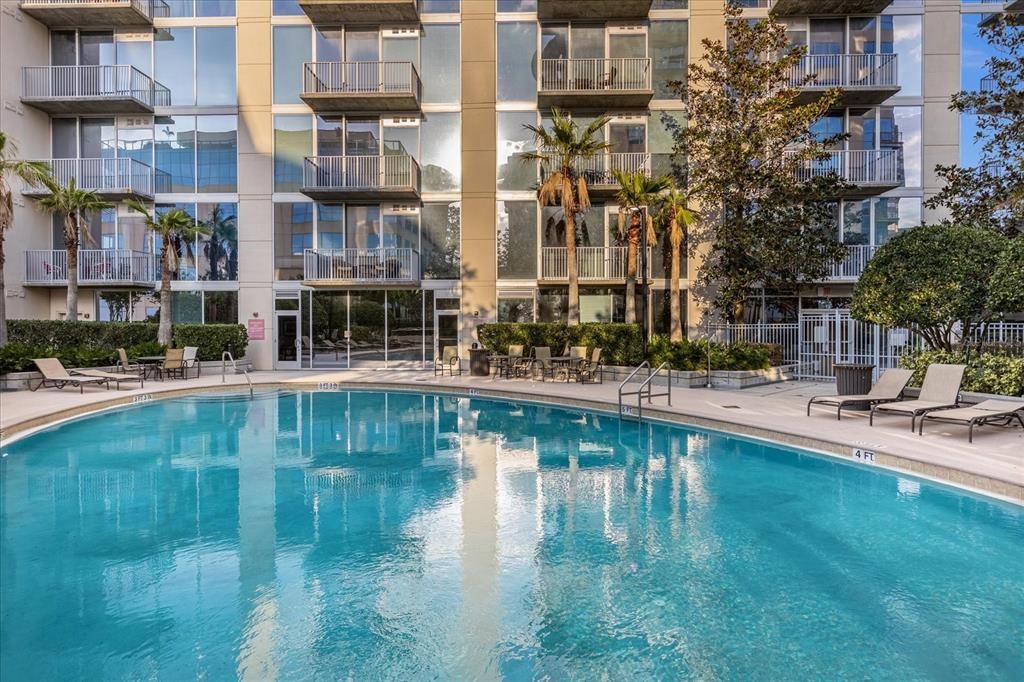 Image 18 of property listing at 155 S COURT AVENUE 1613, Orlando, FL 32801