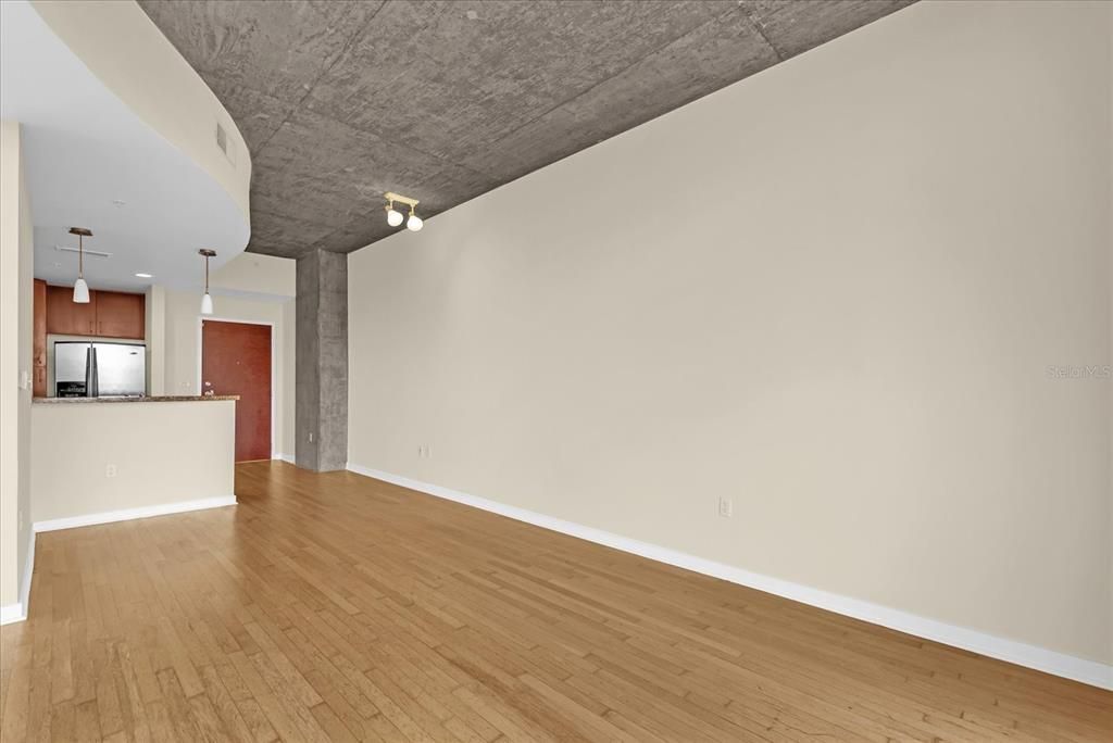 Image 9 of property listing at 155 S COURT AVENUE 1613, Orlando, FL 32801