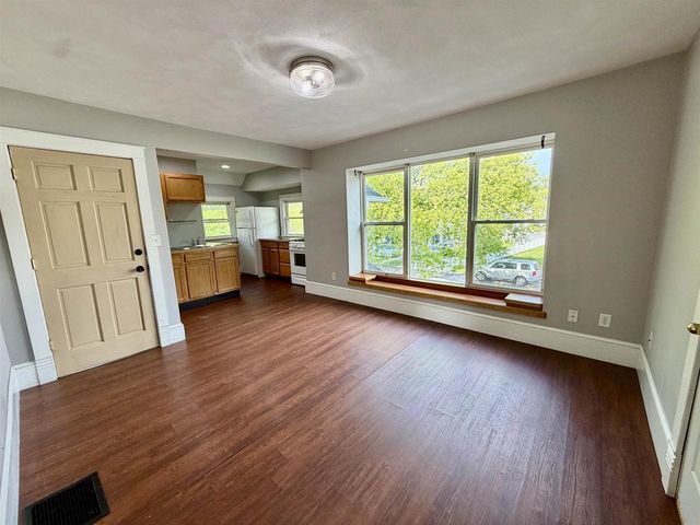 156-158 Cherry Street, Janesville, WI 53548