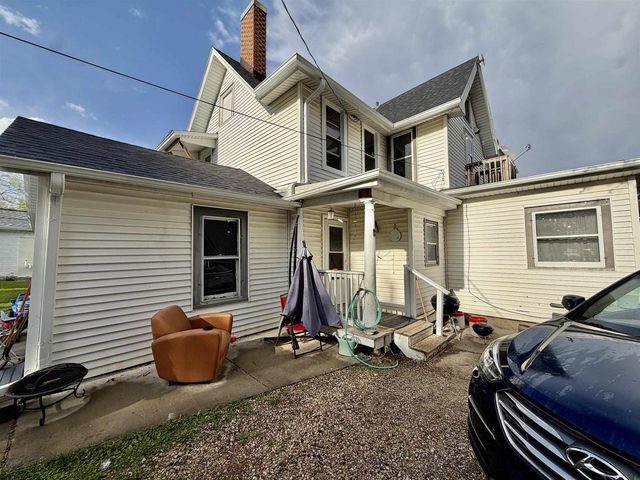156-158 Cherry Street, Janesville, WI 53548