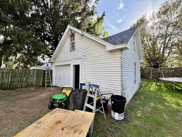 156-158 Cherry Street, Janesville, WI 53548