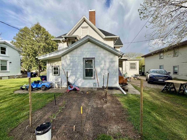156-158 Cherry Street, Janesville, WI 53548