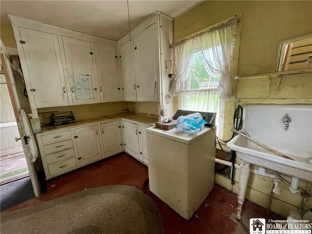 59 North Franklin Street, New Albion, NY 14719