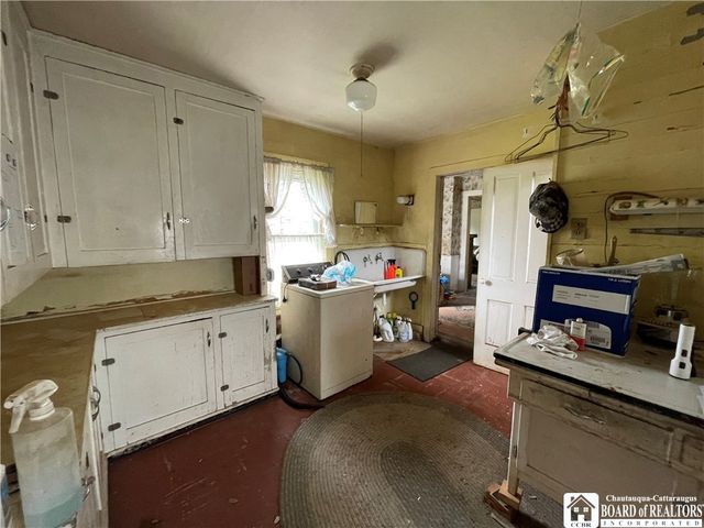 59 North Franklin Street, New Albion, NY 14719