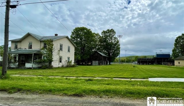 59 North Franklin Street, New Albion, NY 14719