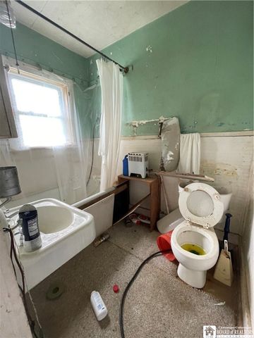 59 North Franklin Street, New Albion, NY 14719