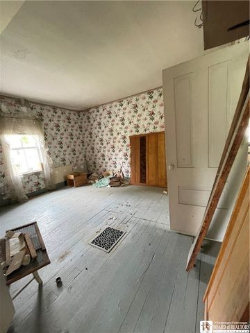 59 North Franklin Street, New Albion, NY 14719