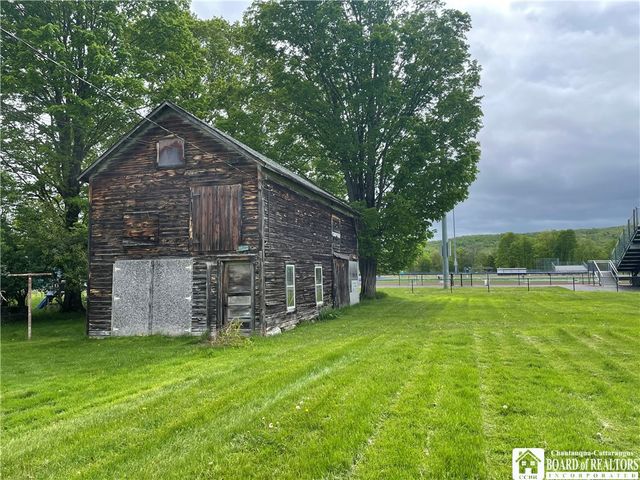 59 North Franklin Street, New Albion, NY 14719