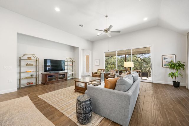 8902 Moccasin PATH, Austin, TX 78736