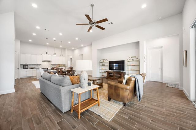 8902 Moccasin PATH, Austin, TX 78736