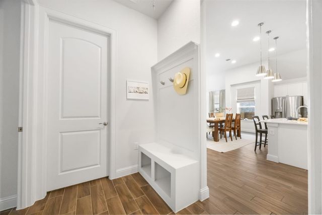 8902 Moccasin PATH, Austin, TX 78736