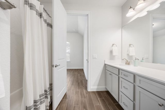 8902 Moccasin PATH, Austin, TX 78736