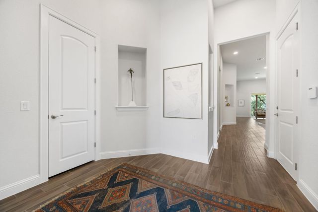 8902 Moccasin PATH, Austin, TX 78736