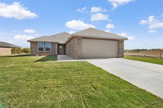 811 Bella Boulevard, Coleman, TX 76834