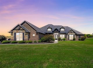 7441 Chambers Bay Circle, Waxahachie, TX 75167
