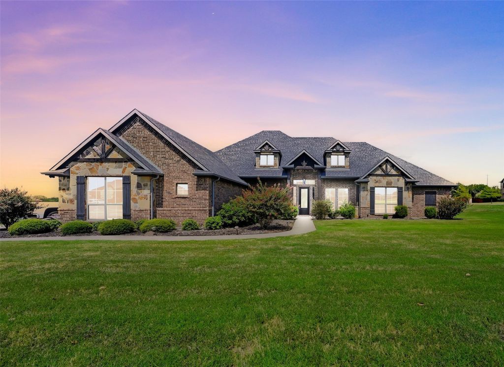 7441 Chambers Bay Circle, Waxahachie, TX 75167