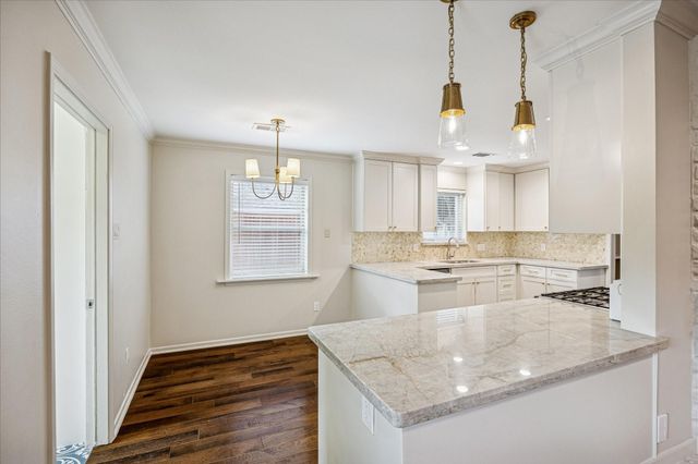 5739 Rutherglenn Drive, Houston, TX 77096