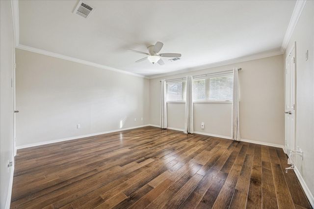 5739 Rutherglenn Drive, Houston, TX 77096