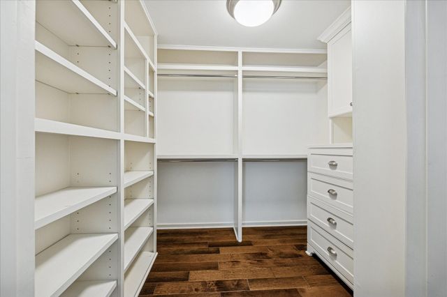 5739 Rutherglenn Drive, Houston, TX 77096