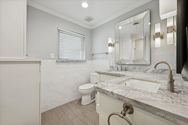 5739 Rutherglenn Drive, Houston, TX 77096