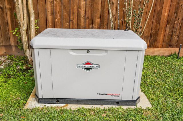 5739 Rutherglenn Drive, Houston, TX 77096