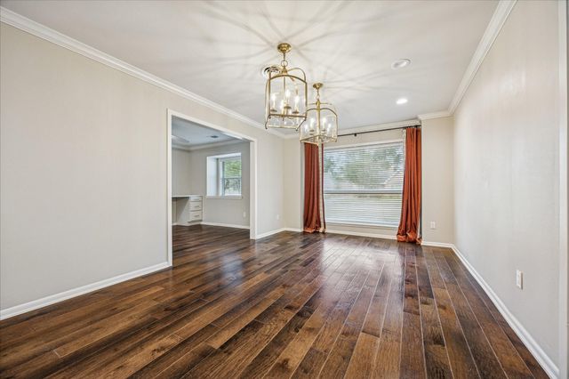 5739 Rutherglenn Drive, Houston, TX 77096