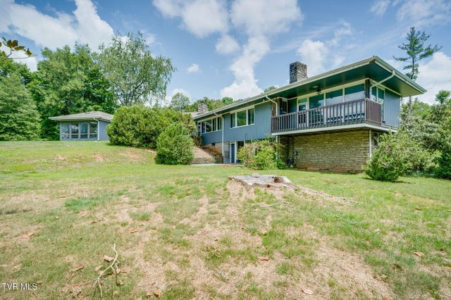 209 Maple Tree Drive, Bristol, TN 37620