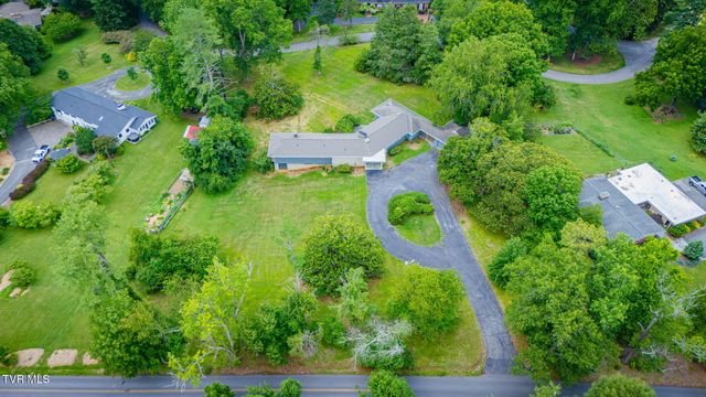 209 Maple Tree Drive, Bristol, TN 37620