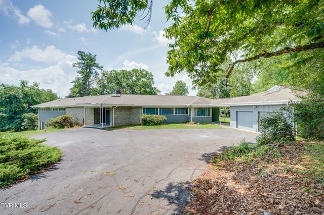 209 Maple Tree Drive, Bristol, TN 37620
