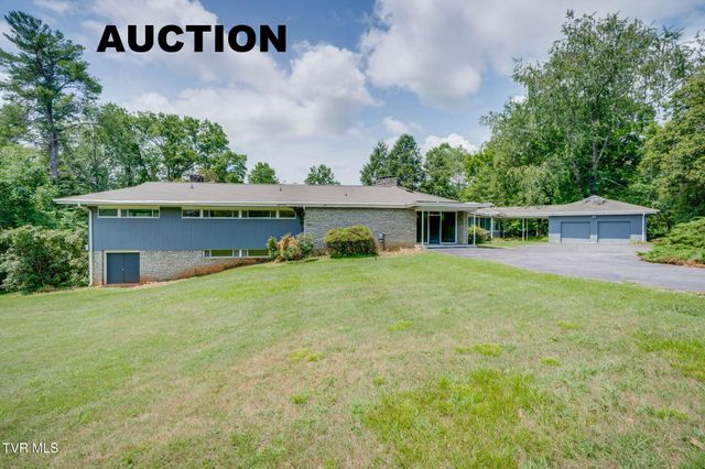 209 Maple Tree Drive, Bristol, TN 37620