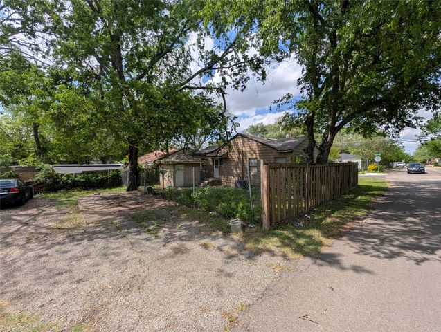 3402 Glenhaven Boulevard, Dallas, TX 75211