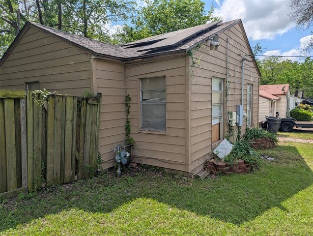 3402 Glenhaven Boulevard, Dallas, TX 75211