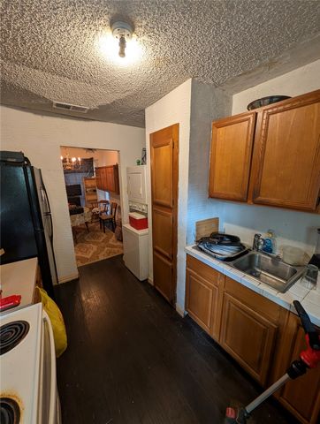 3402 Glenhaven Boulevard, Dallas, TX 75211