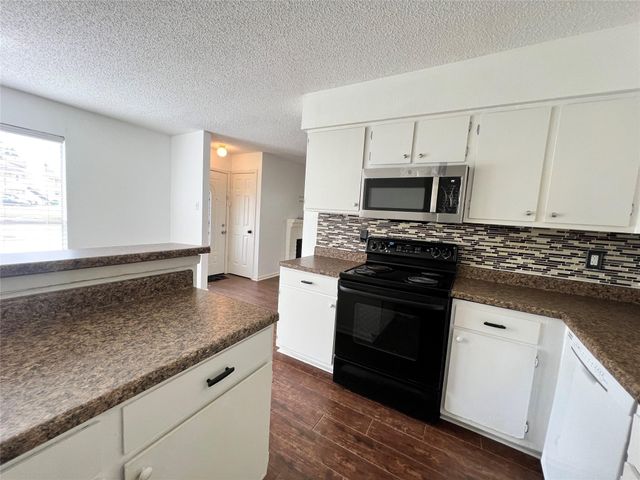 11506 Meadow Pines Court A, Houston, TX 77477