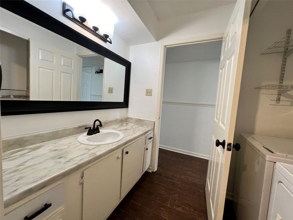 11506 Meadow Pines Court A, Houston, TX 77477