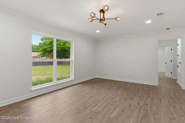 757 Canterbury Drive, Biloxi, MS 39532