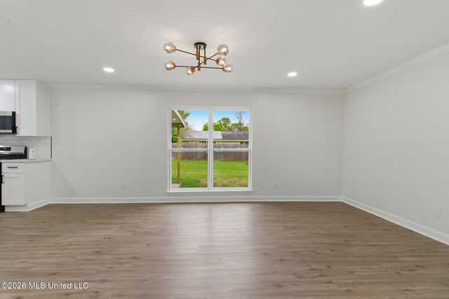 757 Canterbury Drive, Biloxi, MS 39532