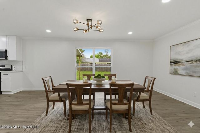 757 Canterbury Drive, Biloxi, MS 39532