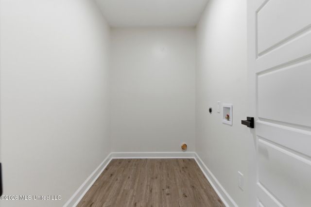 757 Canterbury Drive, Biloxi, MS 39532