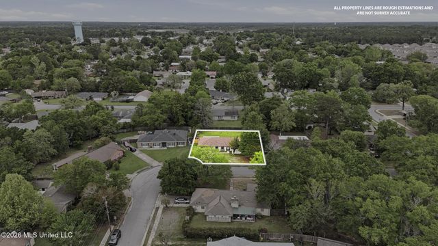 757 Canterbury Drive, Biloxi, MS 39532