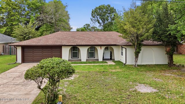 757 Canterbury Drive, Biloxi, MS 39532
